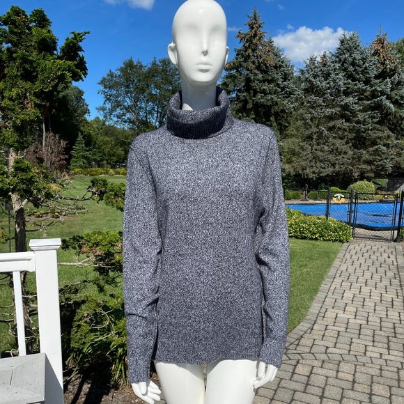 AQUA WOMEN'S GREY/BLACK CASHMERE TURTLENECK SWEATER LARGE MINT